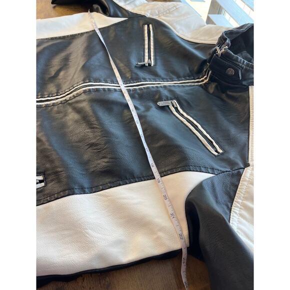 American Breed Mens XL Black/White 100% P Leather Racer/BikerFleece Jacket FLAWS - Picture 6 of 16